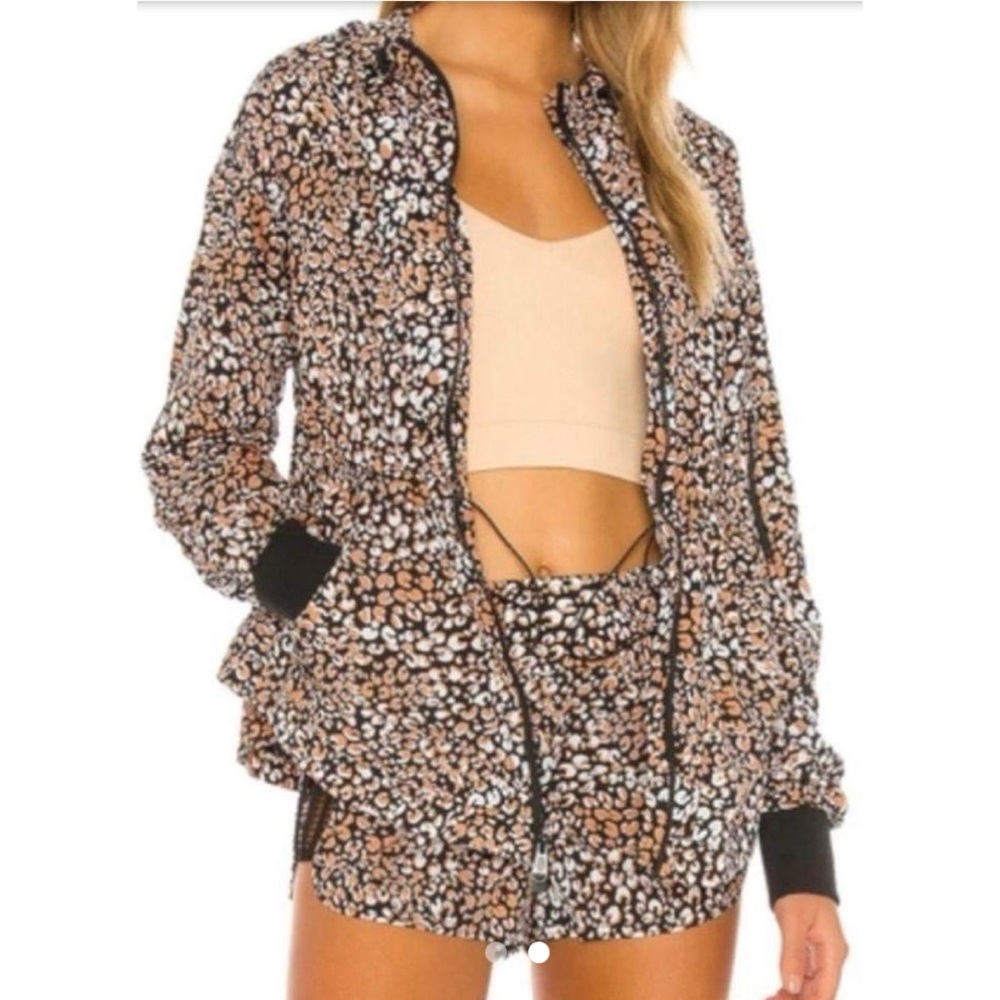 FP Movement Run Wild Animal‎ Print Leopard Print Jacket Size Medium